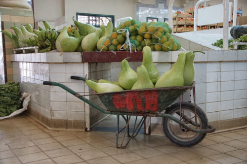 fruit at Nizwa souk