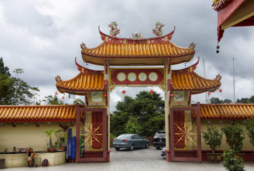 Sam Poh temple