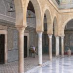mosque porticoes
